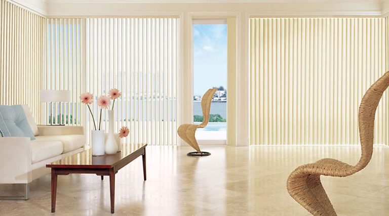 Ilumine e Proteja Seu Lar com as Cortinas e Persianas Ideais